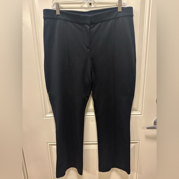 J. Jill Pants - NWT J.Jill Cotton Ponte Black Petite Modern Minimalist Straight Pants,size MP